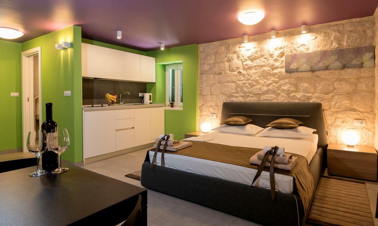 Annie'S Stone Studio & Room Split Zewnętrze zdjęcie